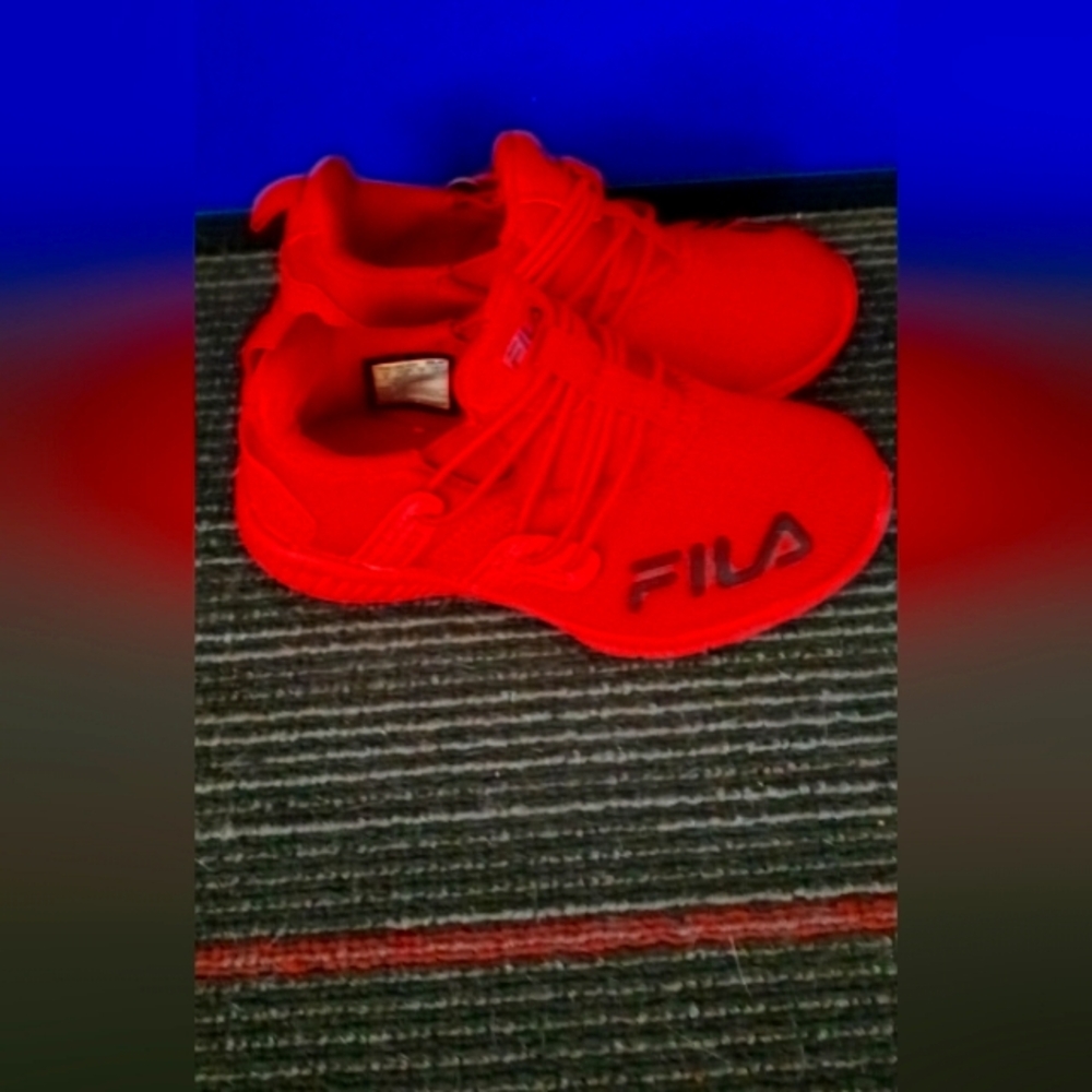 Fila Red Sneakers baby size#8 - Picture 1 of 7